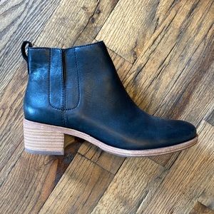 Kork-Ease Mindo Black Chelsea Boots
